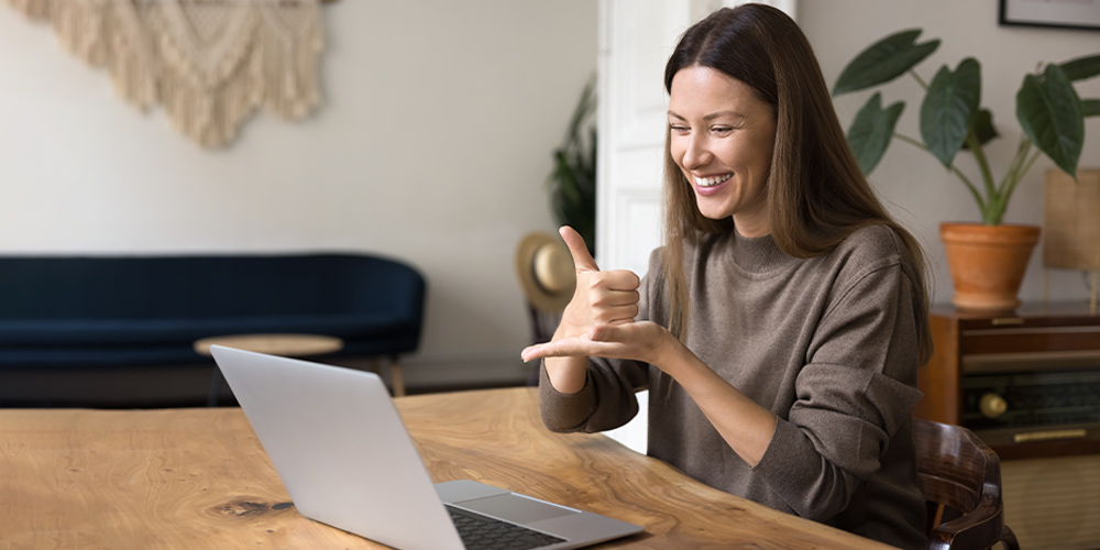 How to Become a Sign Language Interpreter