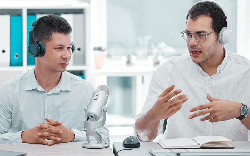 Simultaneous Interpretation
